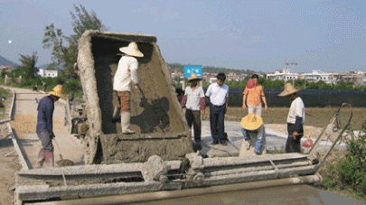 二級建造師考試市政實(shí)務(wù)知識點(diǎn)：混凝土面板模板、鋼筋安裝、攤鋪與振動(dòng)